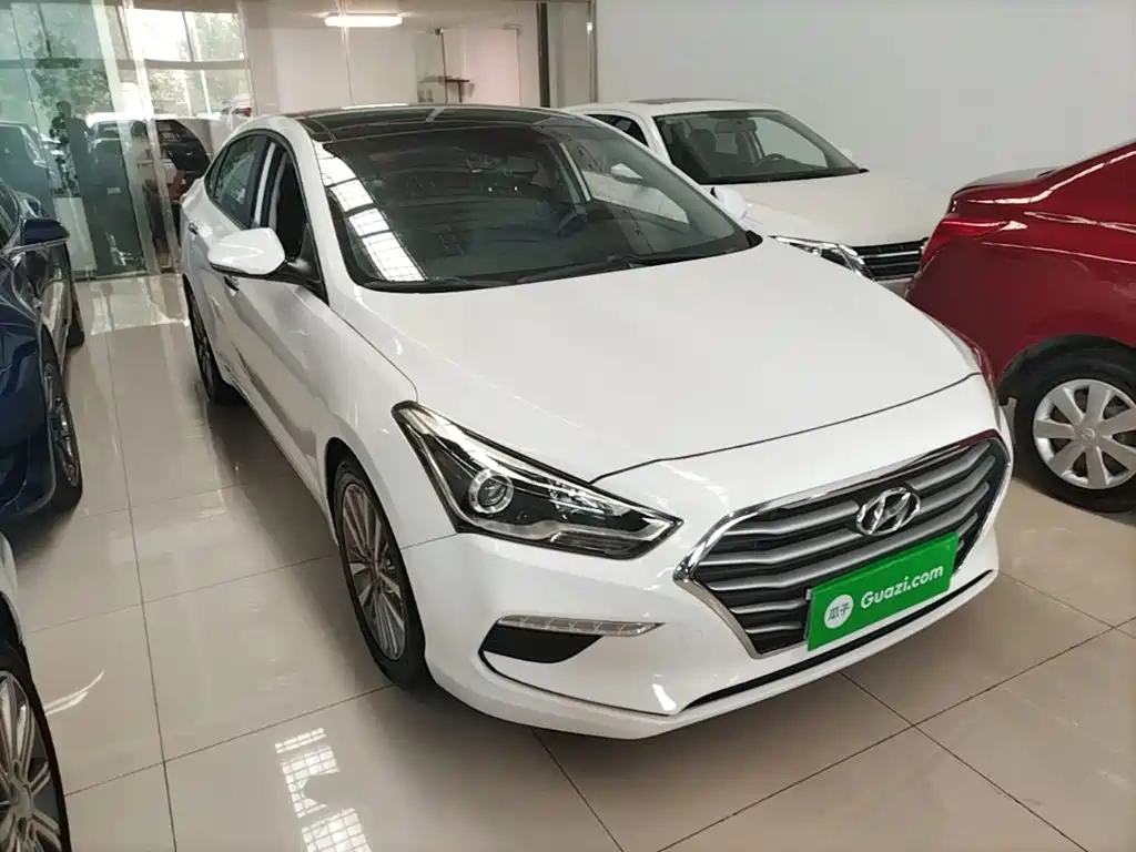 Hyundai Mistra — миниатюра 4