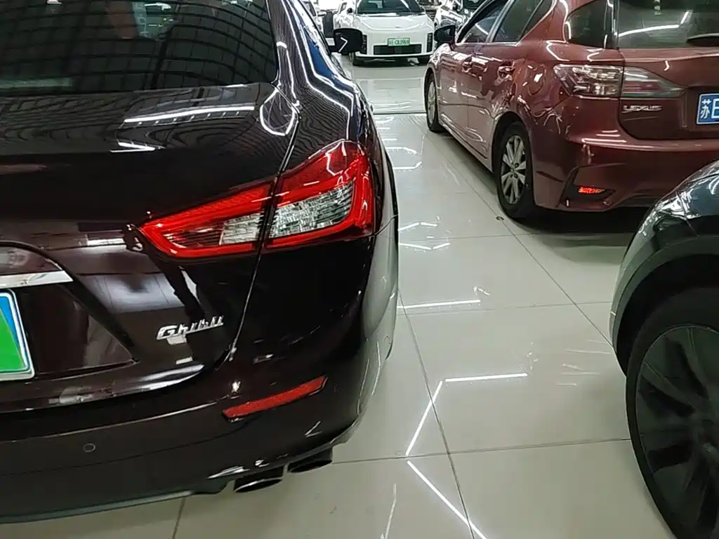 Maserati Ghibli — миниатюра 8