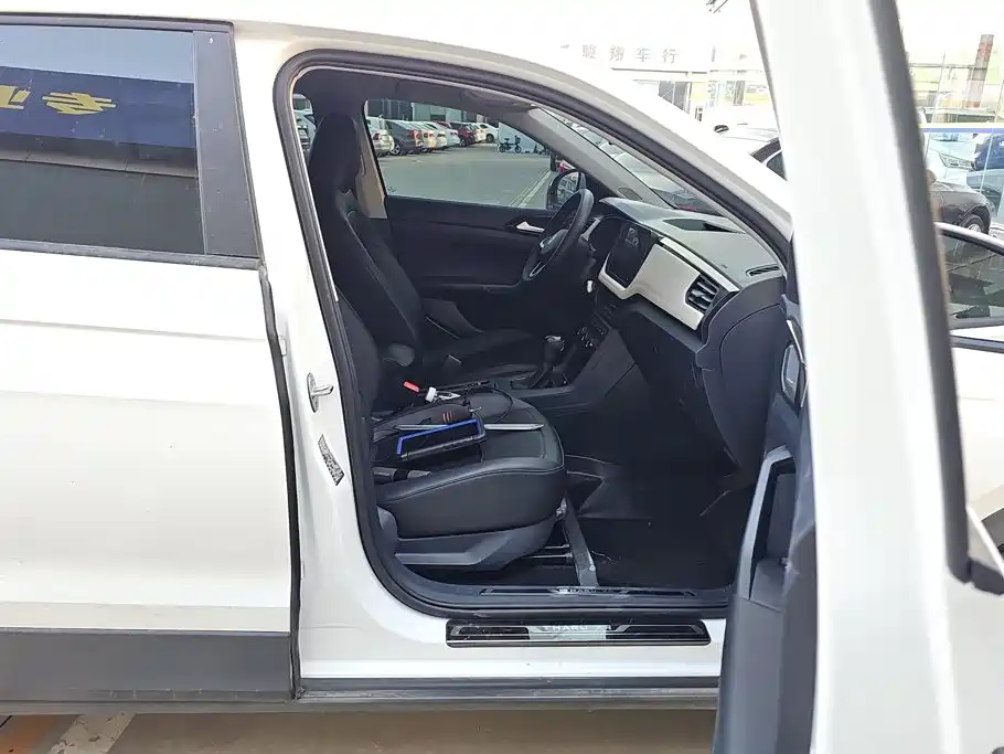 Volkswagen Tharu — миниатюра 8
