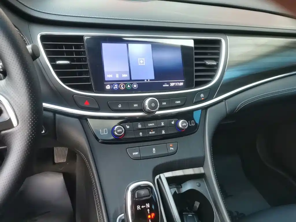 Buick LaCrosse — миниатюра 13