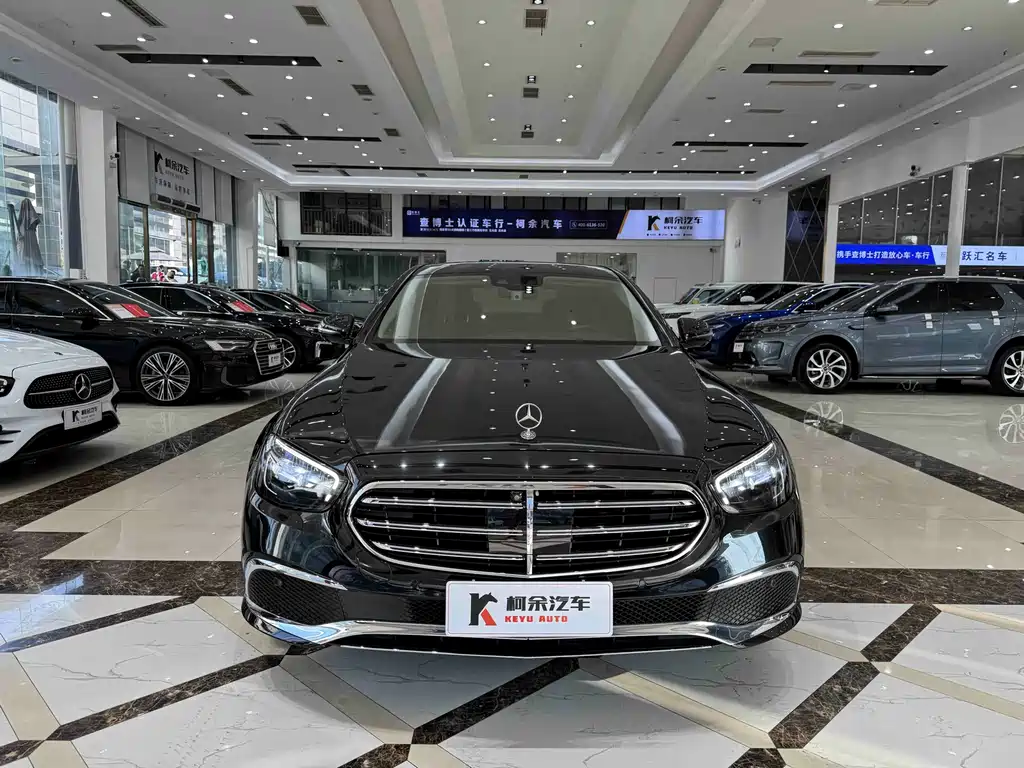 MERCEDES-BENZ E CLASS