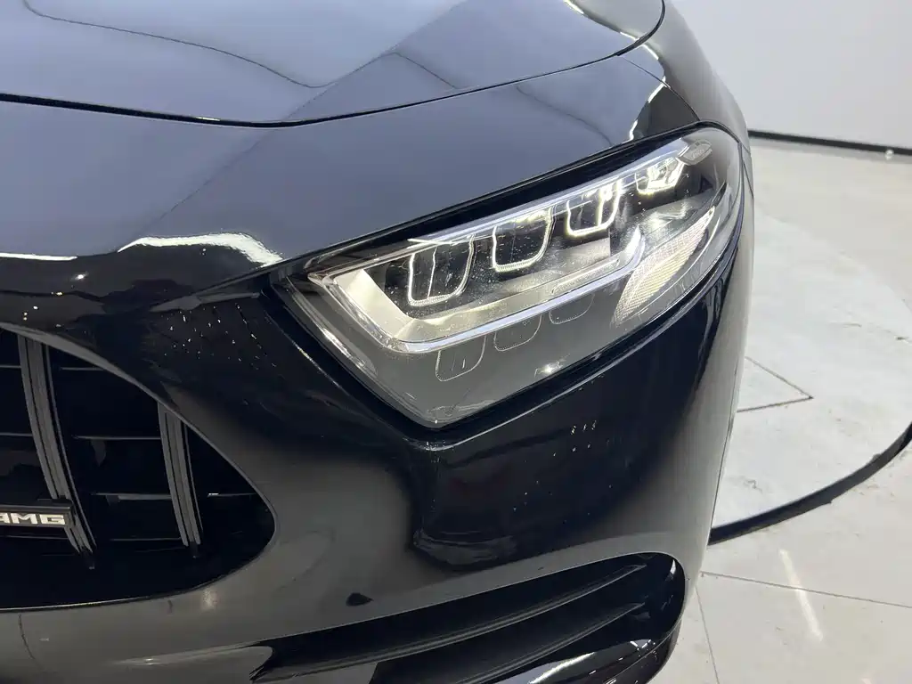 Mercedes-Benz CLS — миниатюра 7