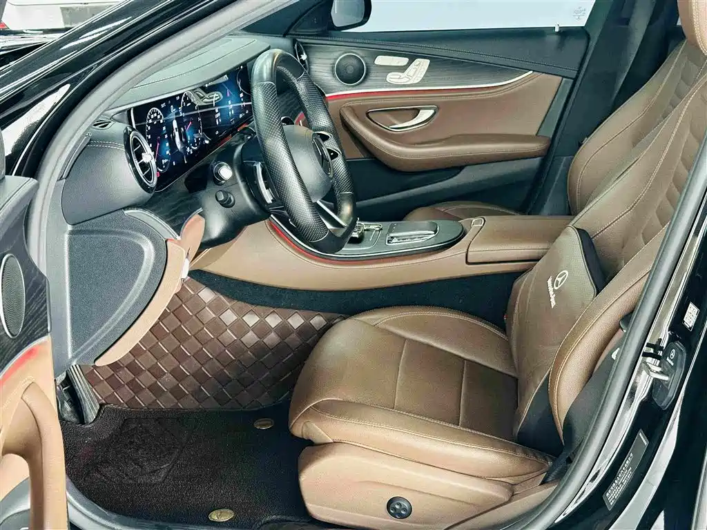 Mercedes-Benz E-Class — миниатюра 3