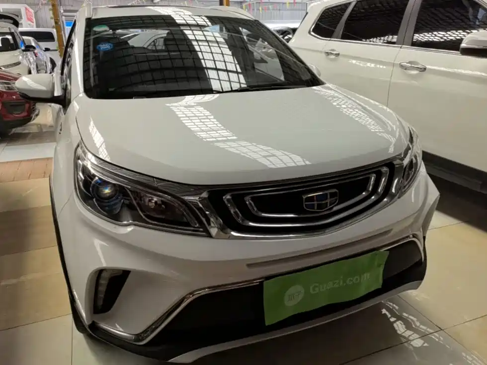 Geely Vision X3 — миниатюра 3