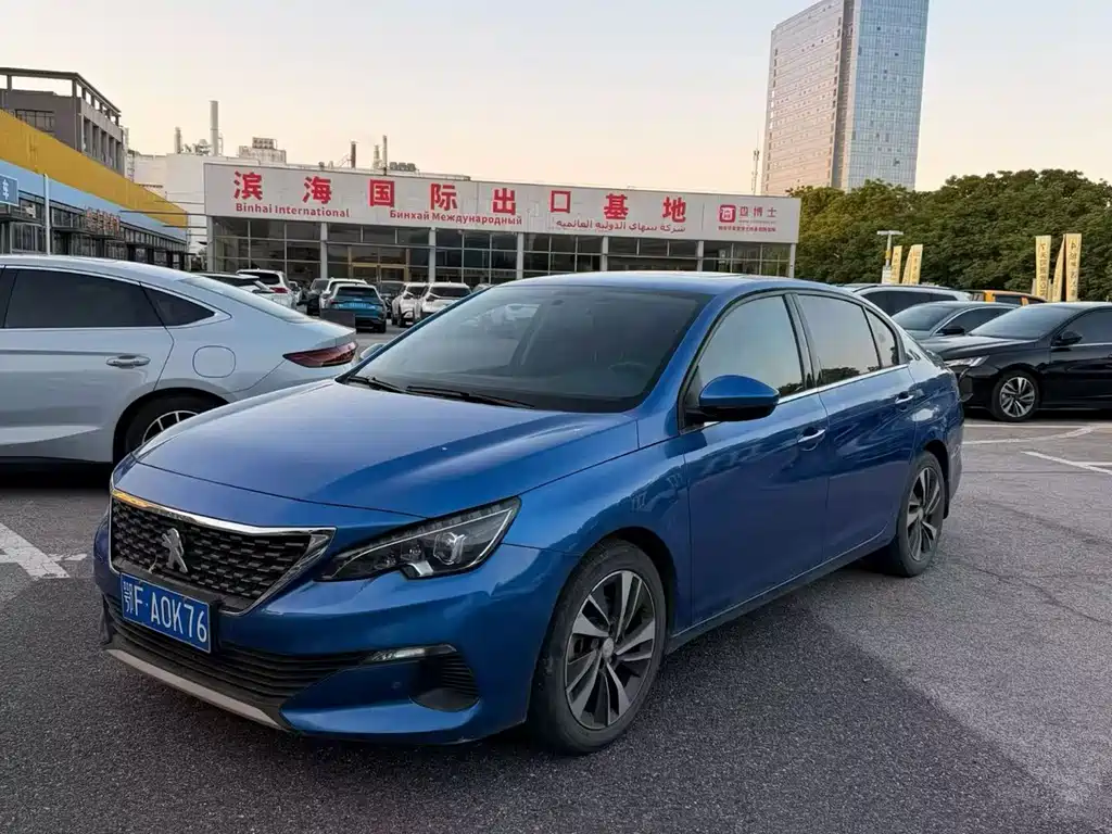 Купить Peugeot 408
