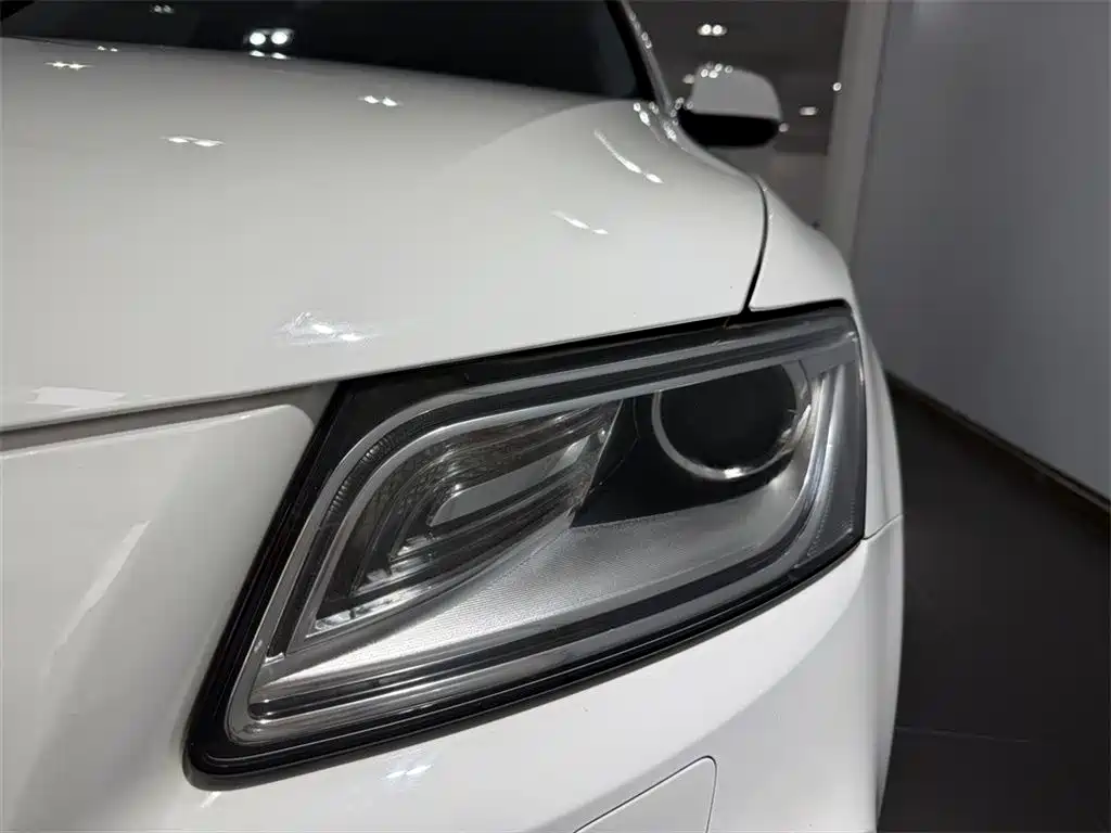 Audi Q5 (Import) — миниатюра 11