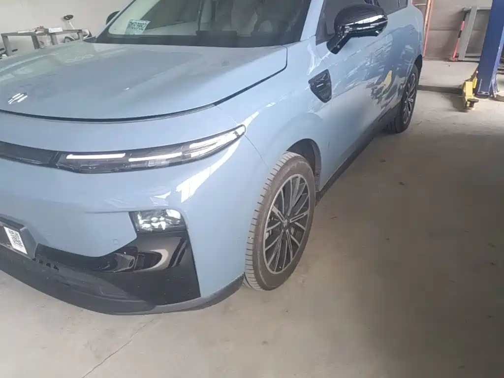 Leapmotor Leapmotor B10 — миниатюра 23