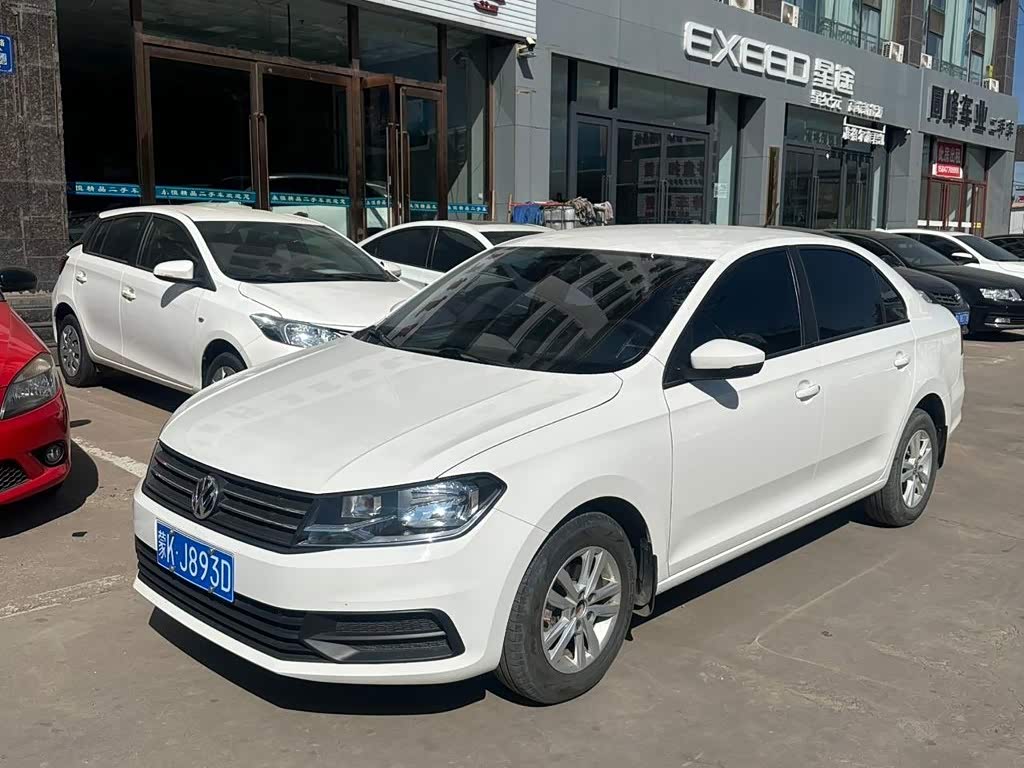 Volkswagen Santana 1.5 л 2022 г. Белый, пробег 47000 км