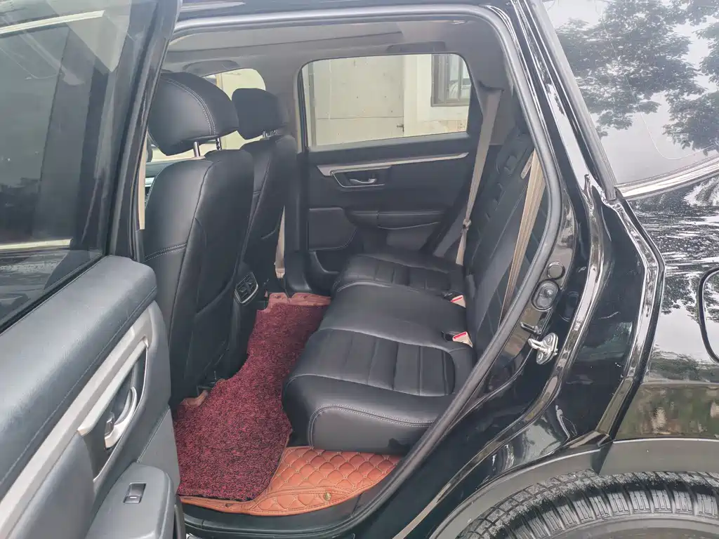 Honda CR-V - фото 12