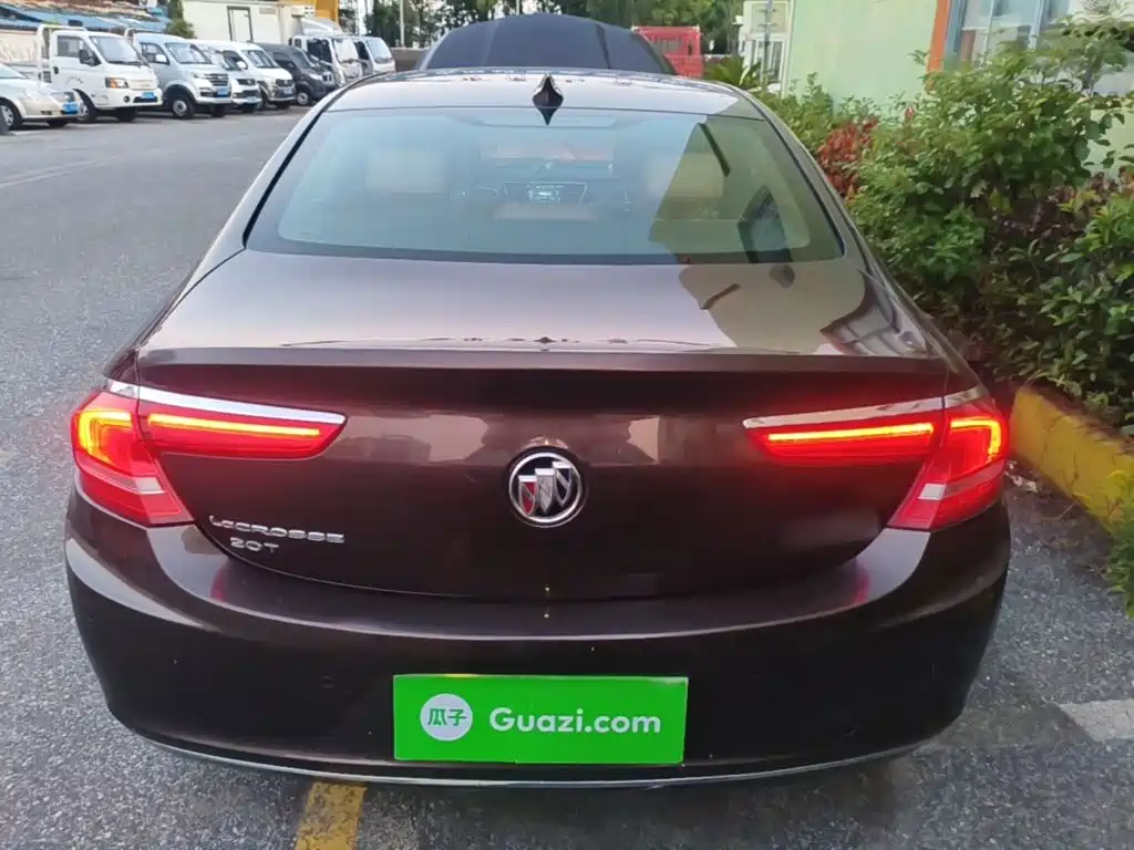 Buick LaCrosse — миниатюра 6