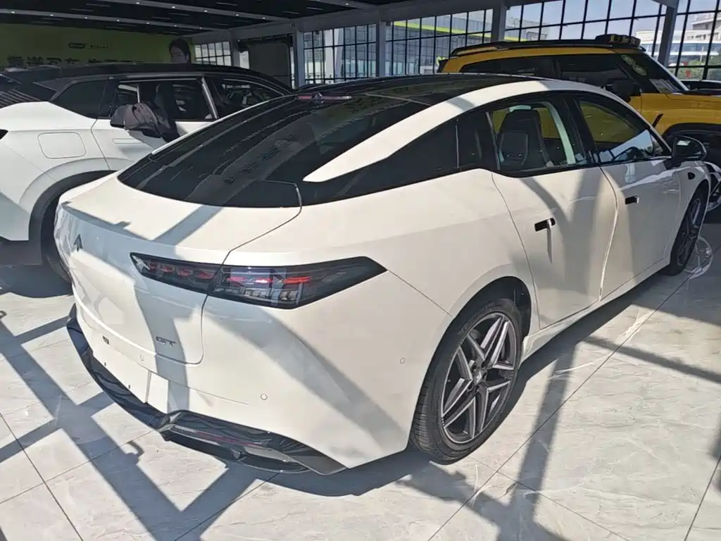 Hyper GT — миниатюра 7