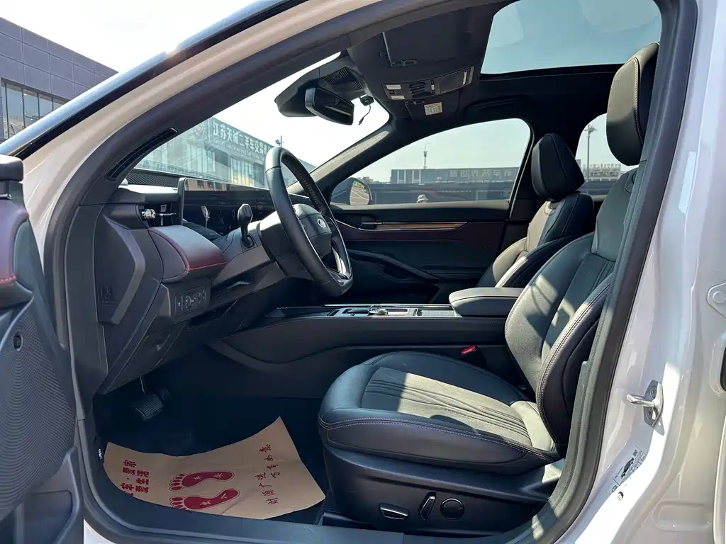 Ford Mondeo — миниатюра 8