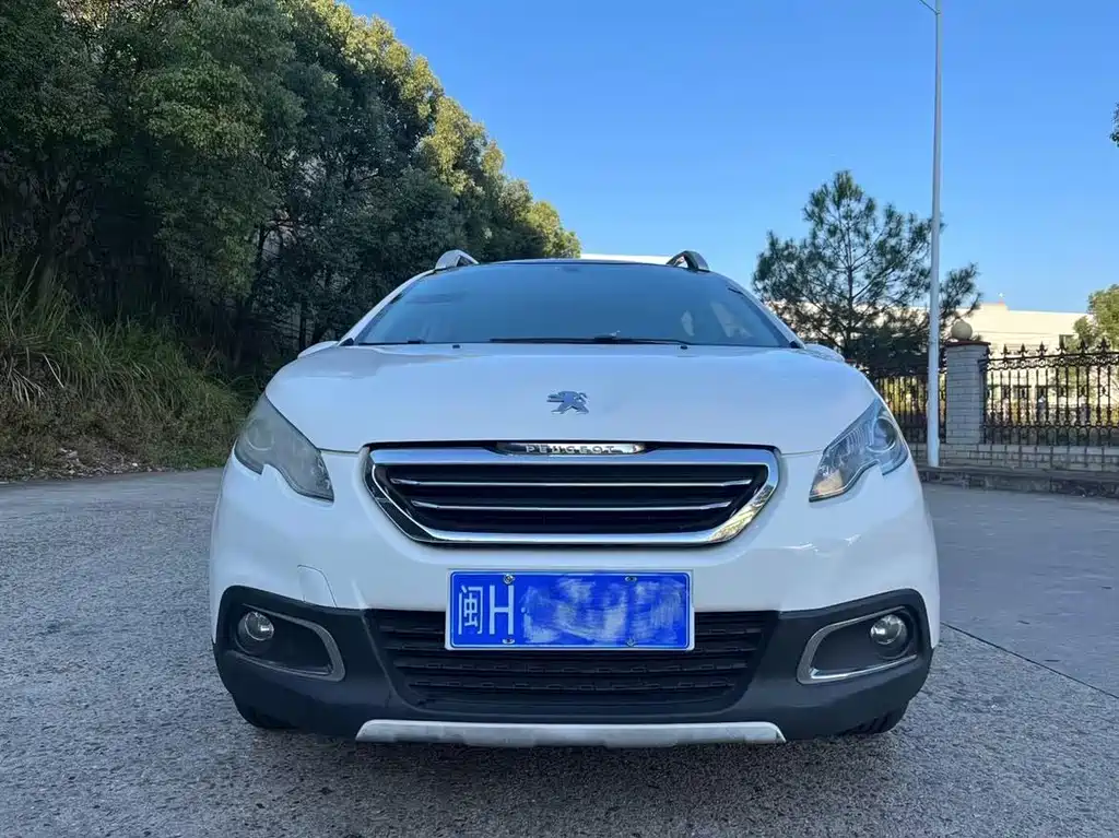 PEUGEOT 2008