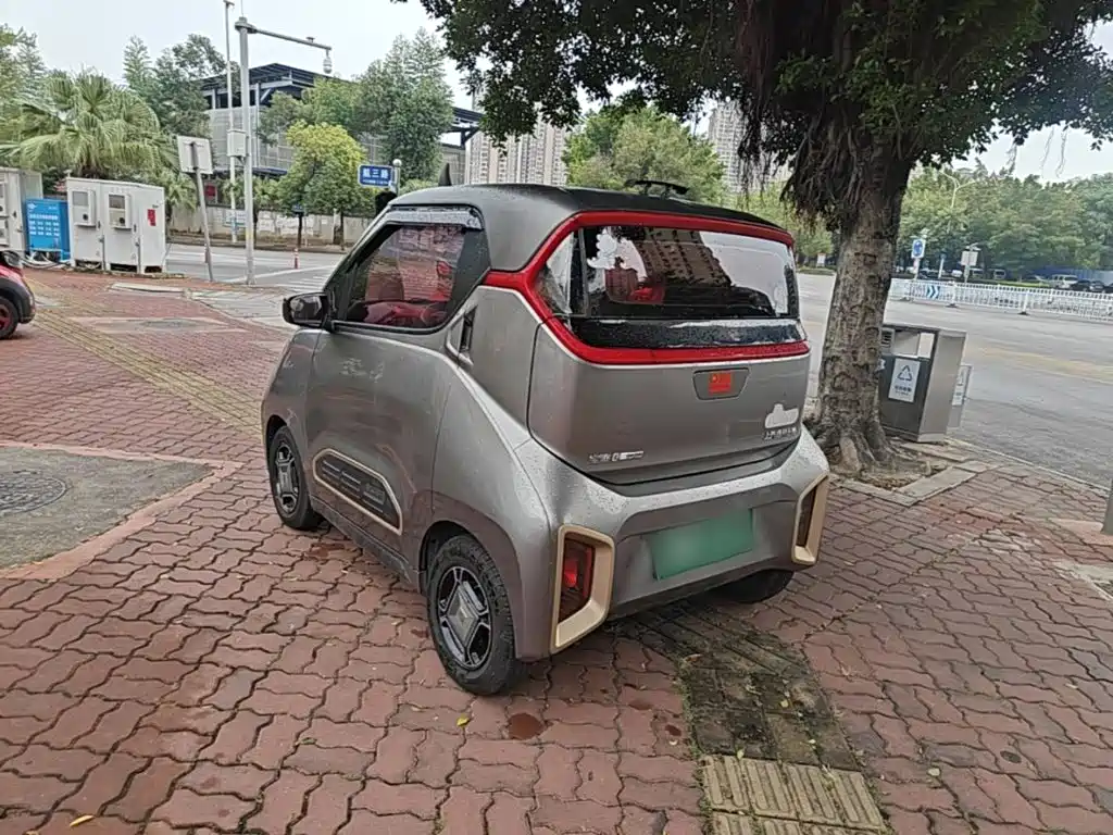 Baojun E200 — миниатюра 5