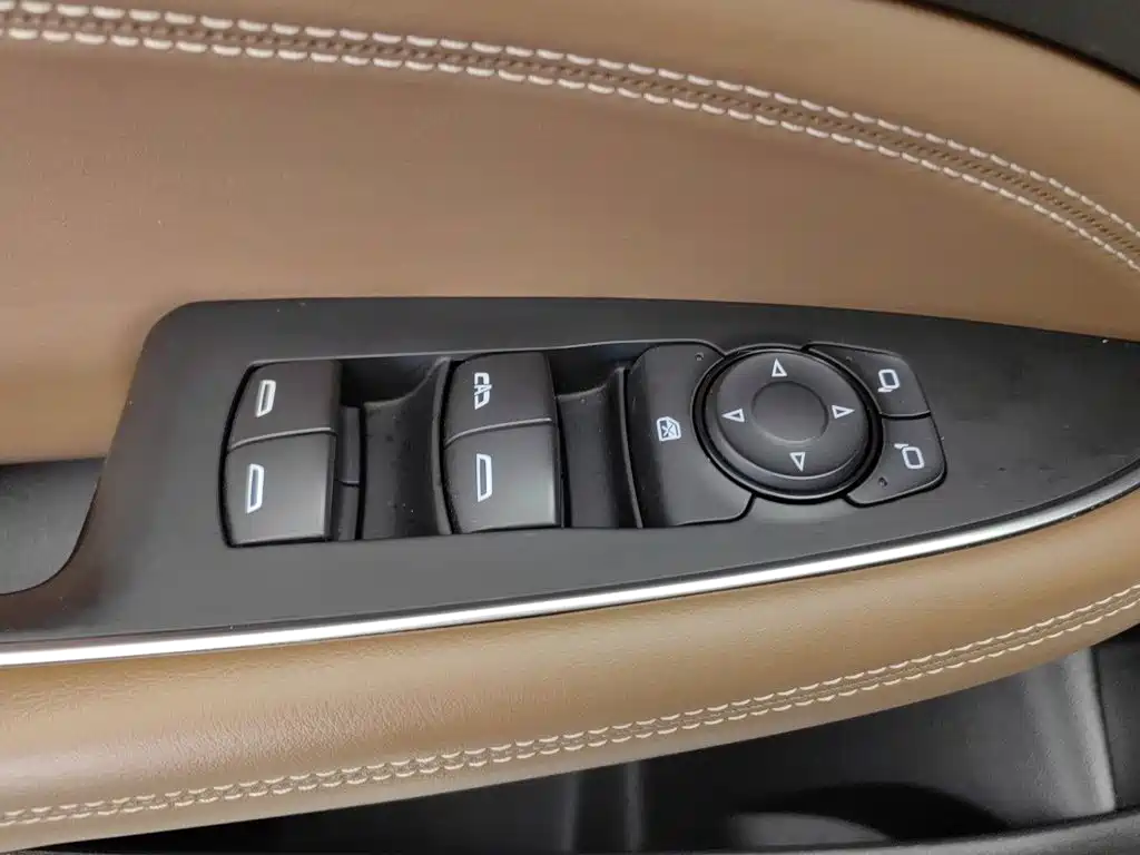 Buick Regal — миниатюра 9