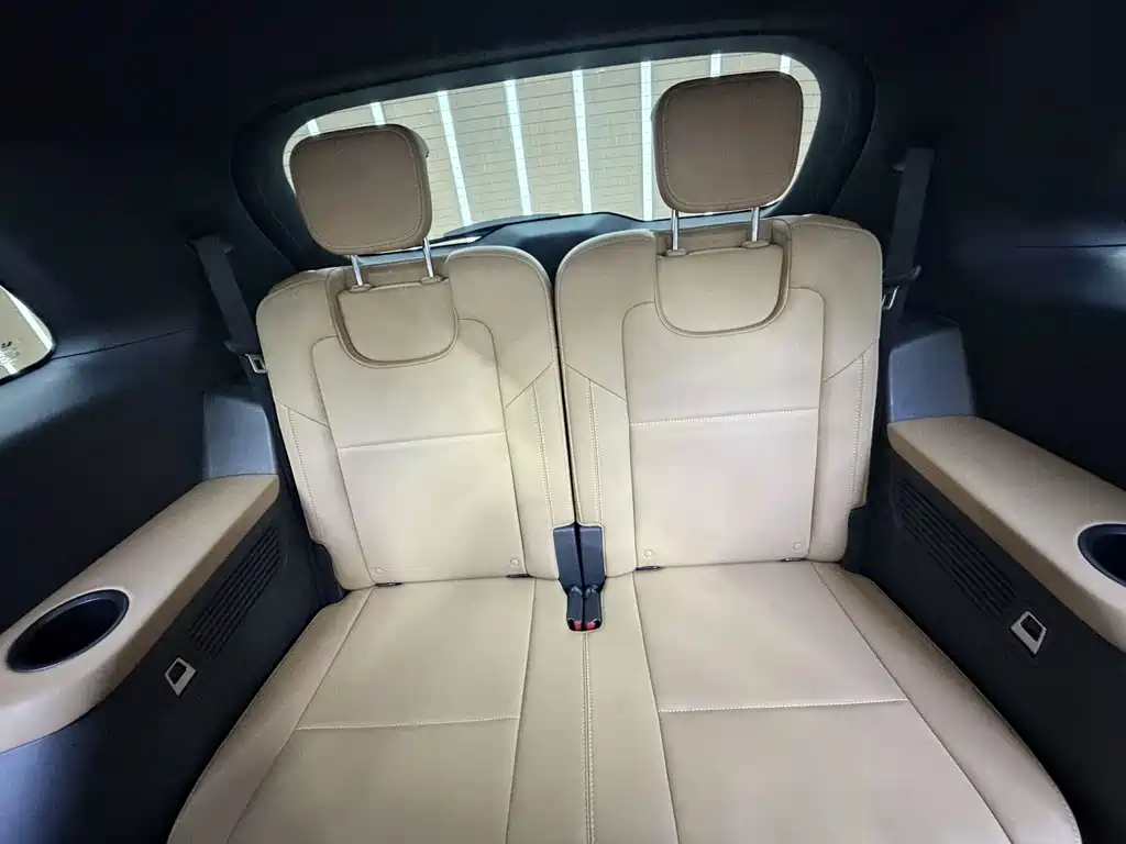 Li Auto Li ONE — миниатюра 12
