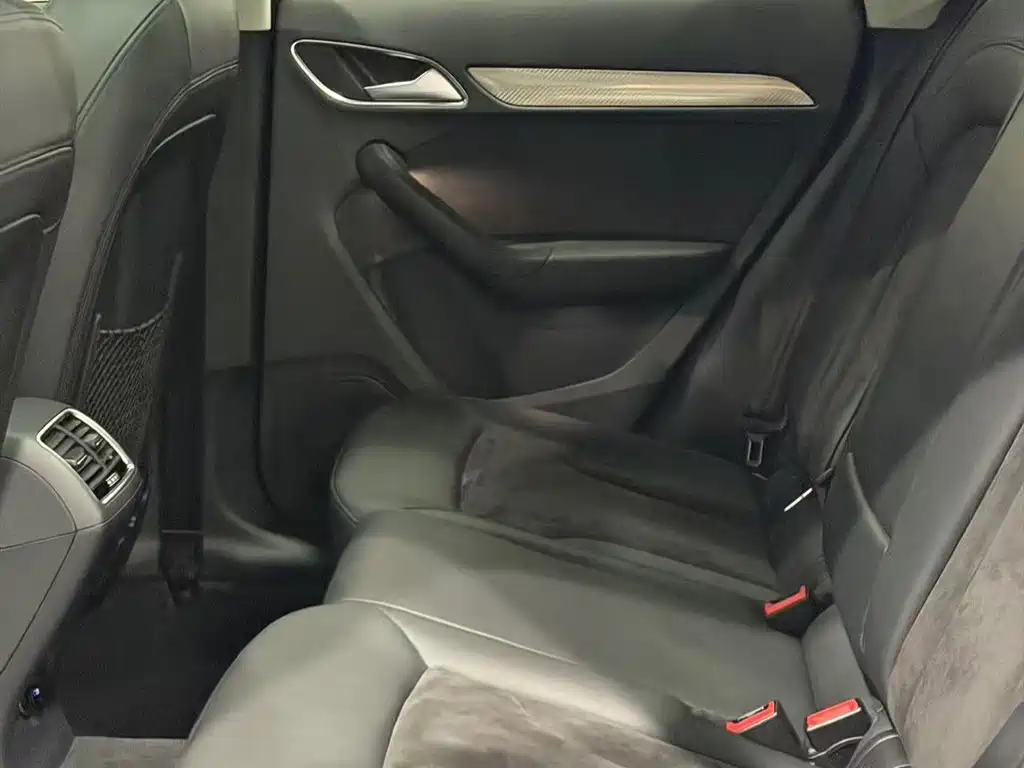 Audi Q3 — миниатюра 14