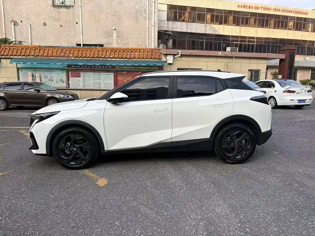 GAC Motor Trumpchi GS3 — миниатюра 8