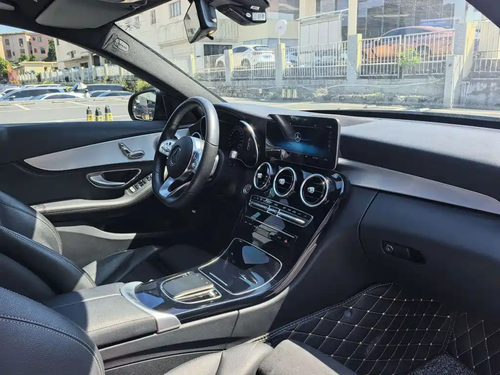 Mercedes-Benz C-Class — миниатюра 18
