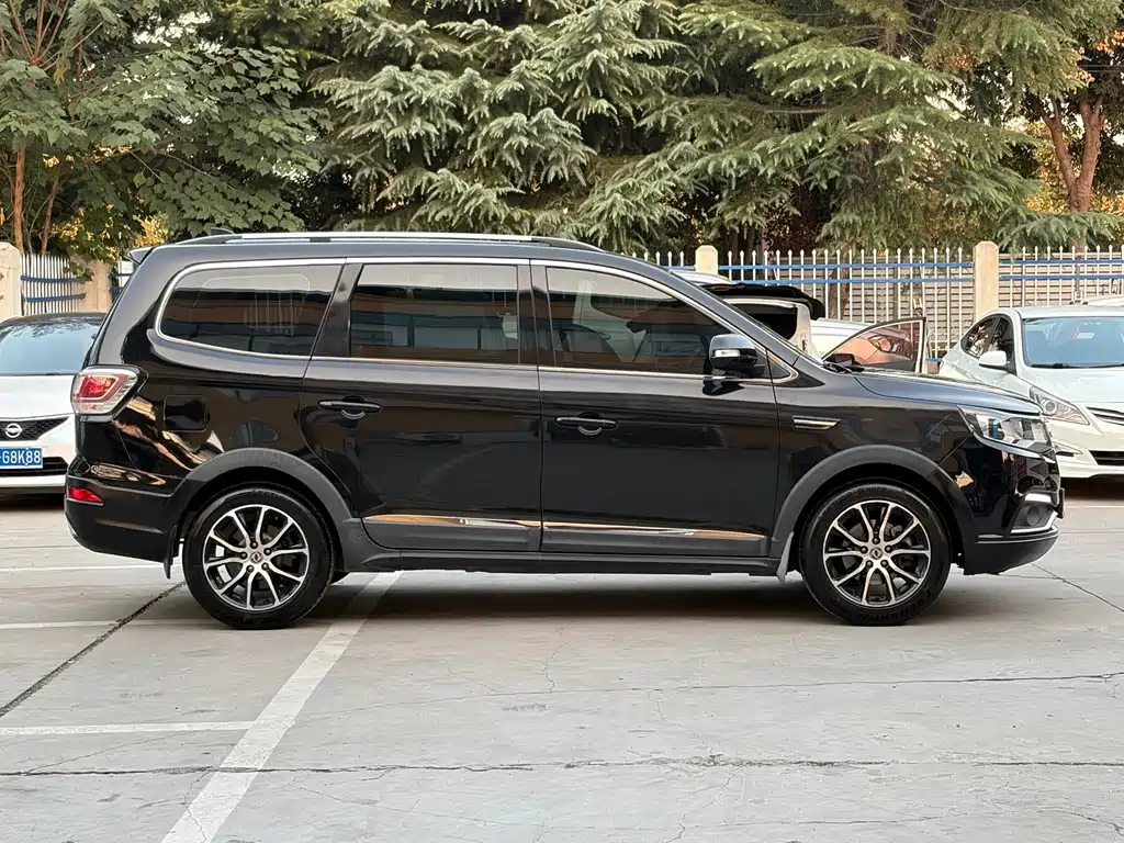 Fengxing Fengxing SX6 — миниатюра 16