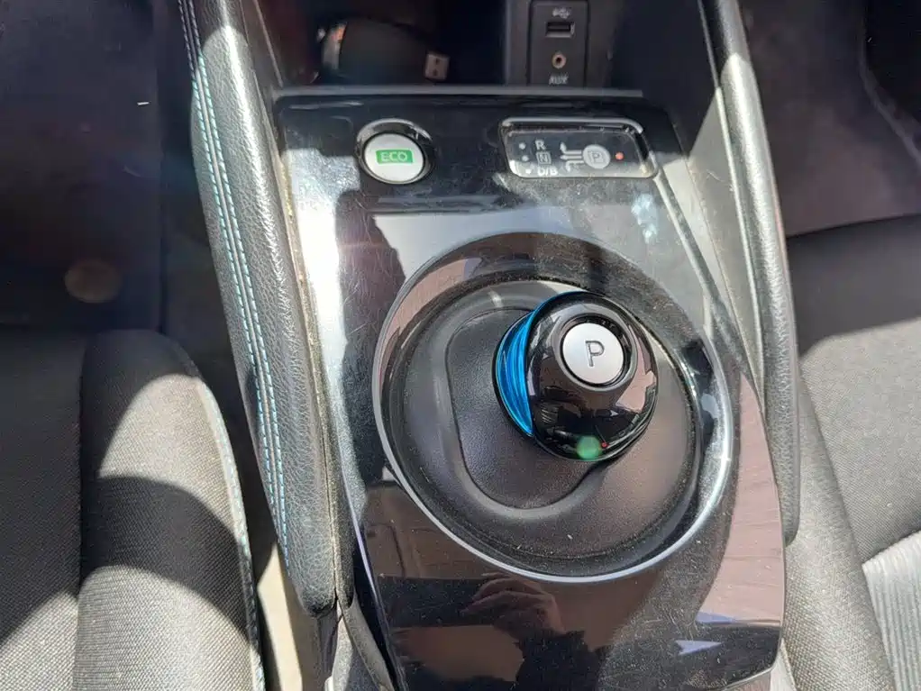 Nissan Sylphy EV — миниатюра 7