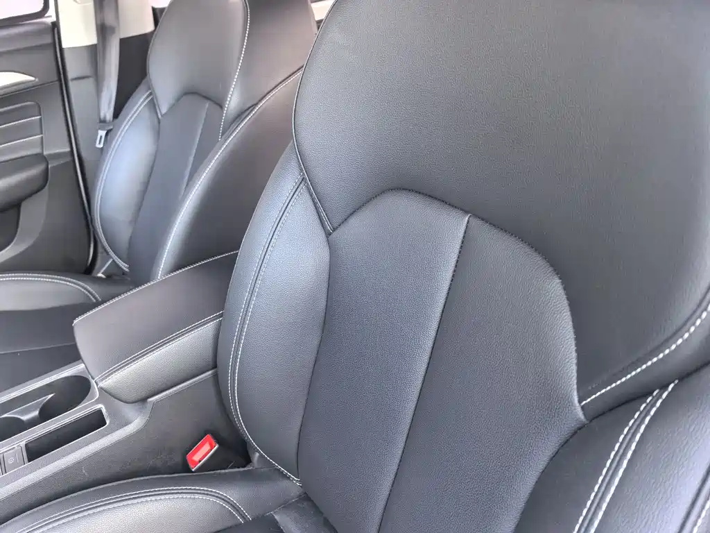 ROEWE  I6 NEW ENERGY