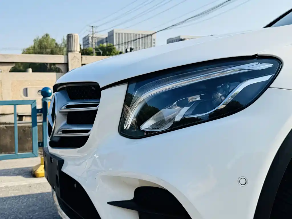 Mercedes-Benz GLC — миниатюра 15
