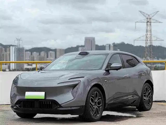 2025 Avatr 07
