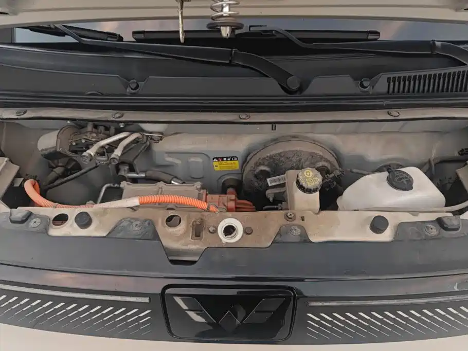 Wuling MINIEV — миниатюра 10