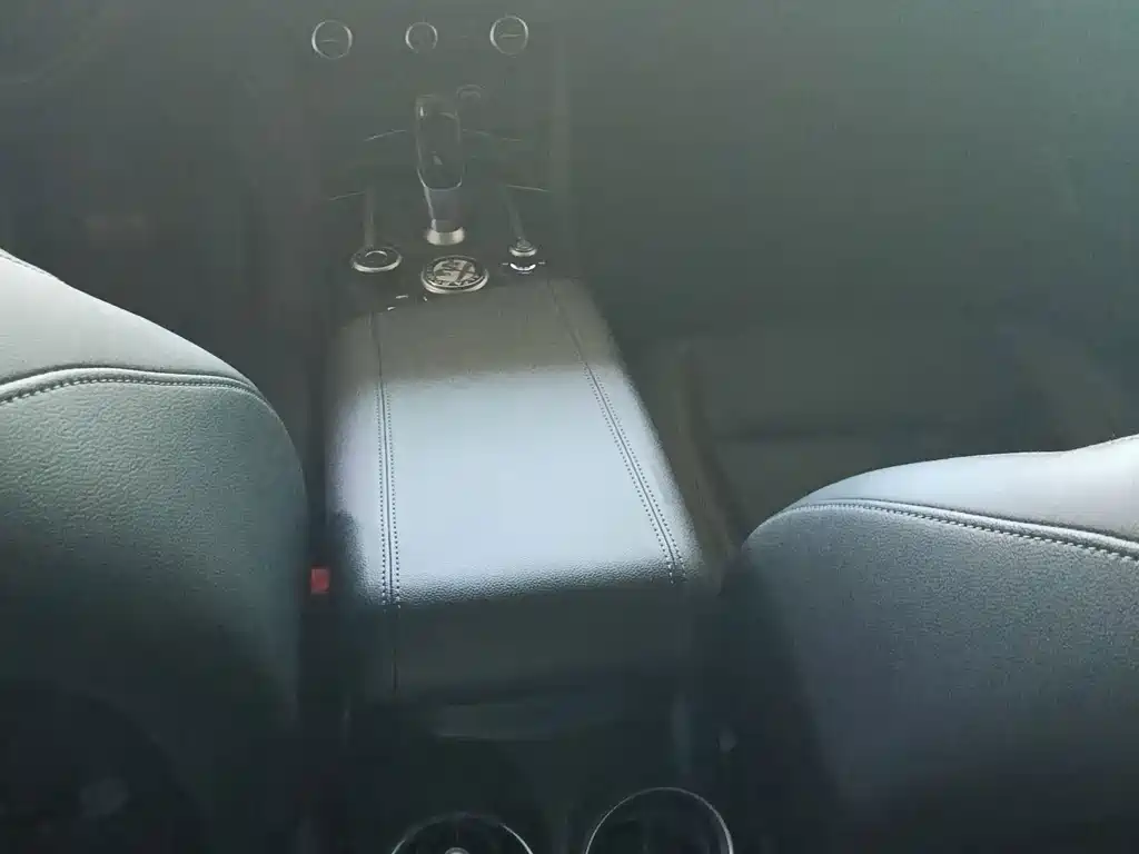 Alfa Romeo Stelvio — миниатюра 7