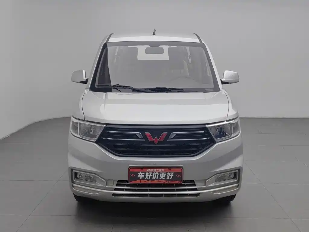Wuling Hongguang V — миниатюра 3