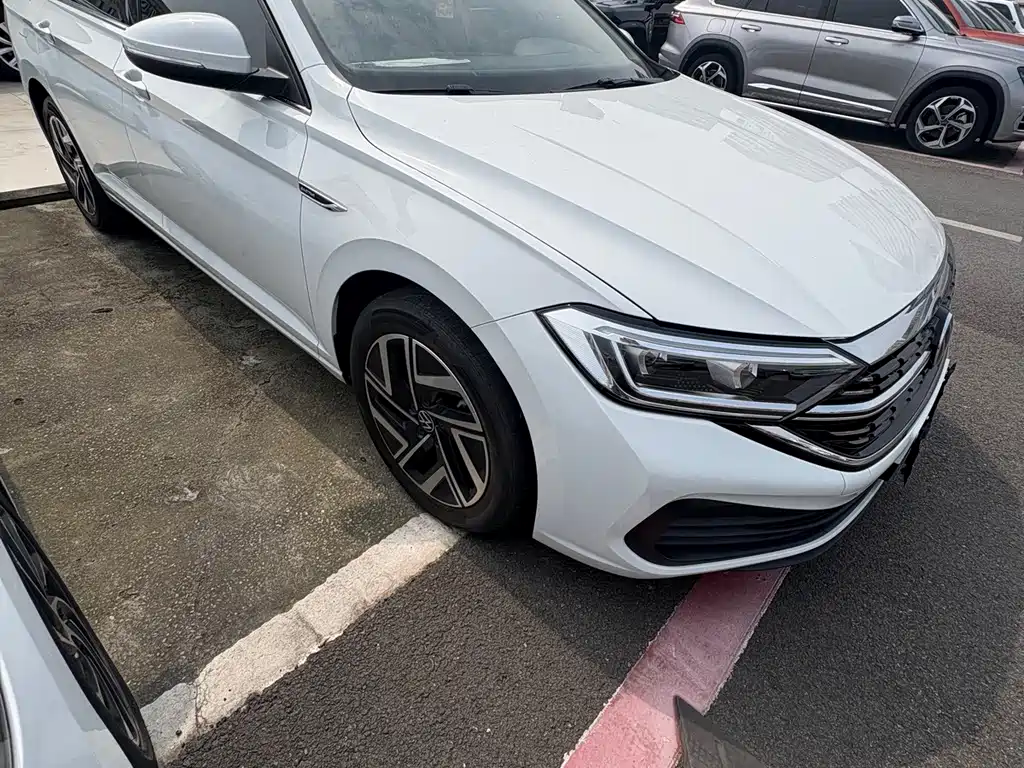 Volkswagen Sagitar — миниатюра 5