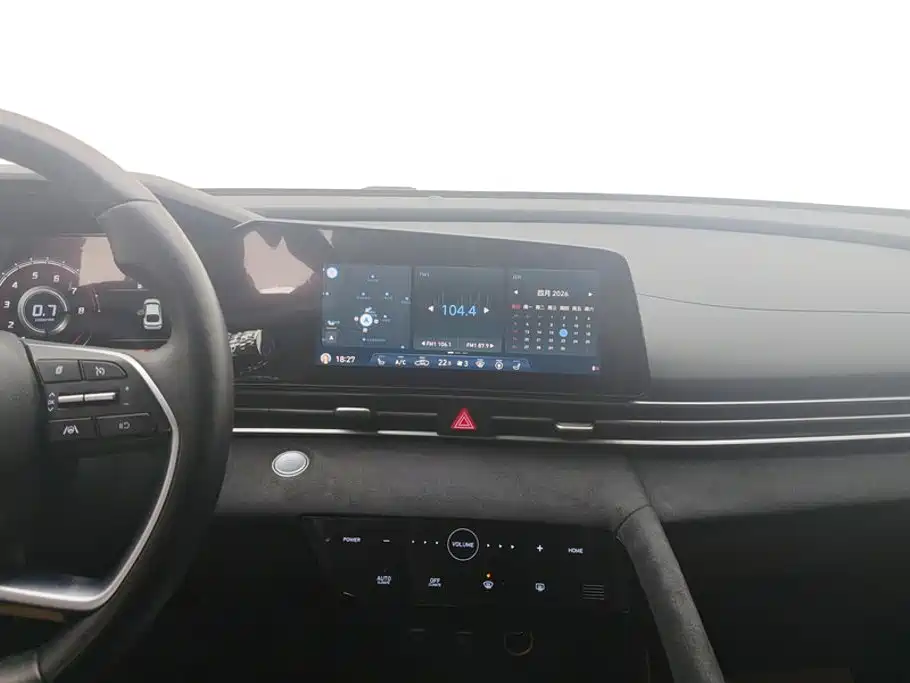 Hyundai Elantra — миниатюра 13