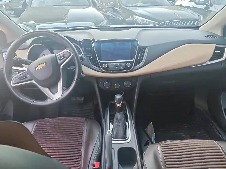 Chevrolet Monza — миниатюра 12