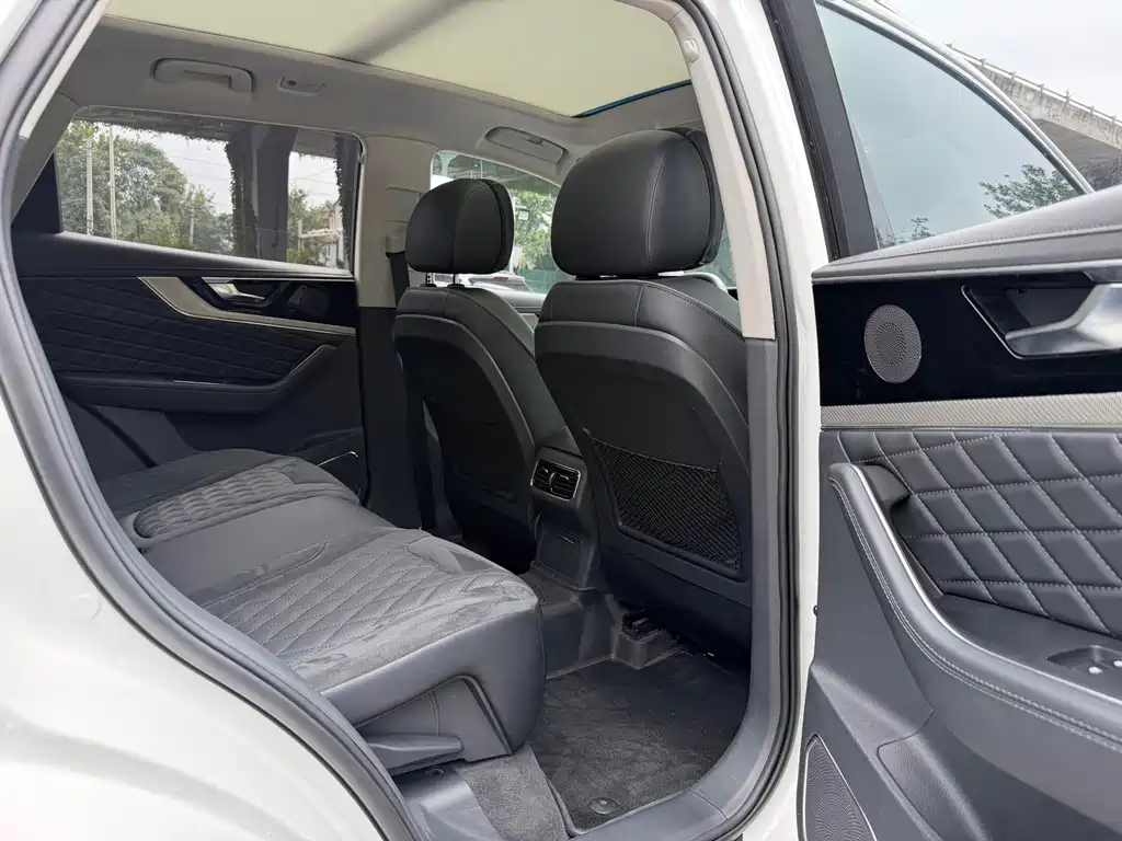 Hongqi Hongqi HS5 — миниатюра 9