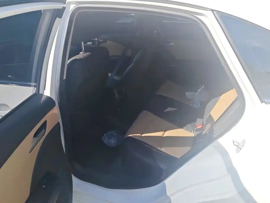Chevrolet Monza — миниатюра 11