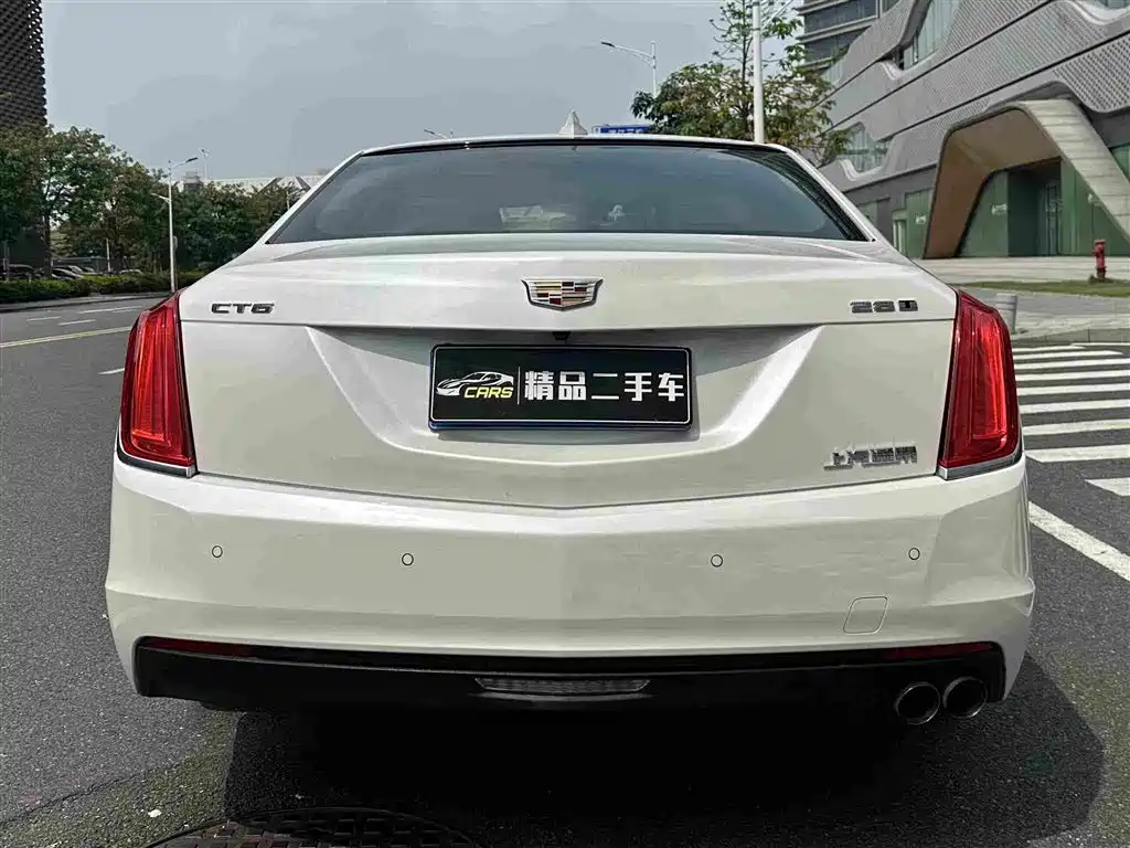 Cadillac CT6 — миниатюра 8