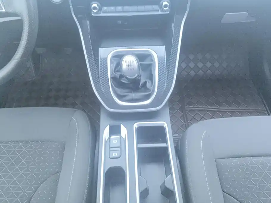 Haval M6 — миниатюра 16