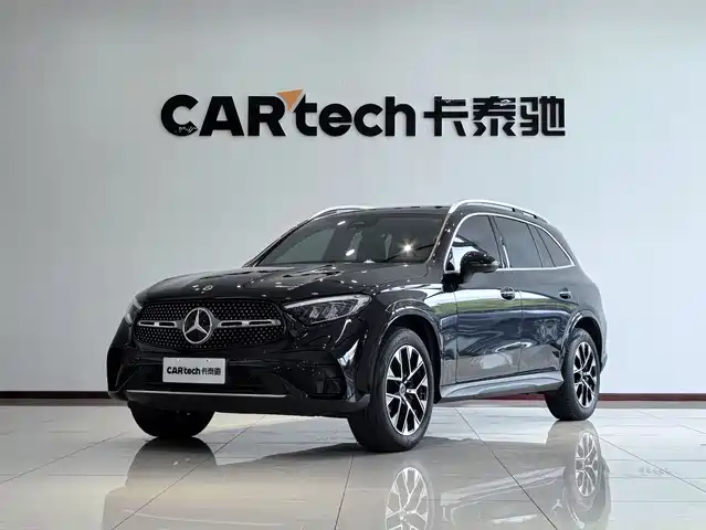 MERCEDES-BENZ  GLC 2024