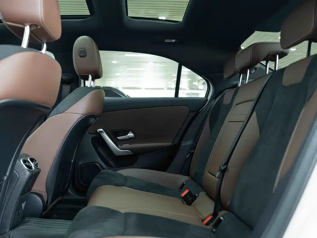 Mercedes-Benz A-Class — миниатюра 15
