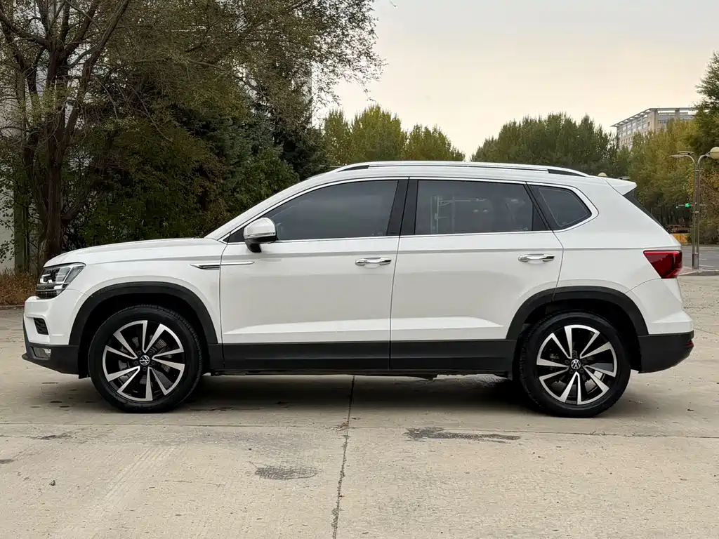 Volkswagen Tharu — миниатюра 8