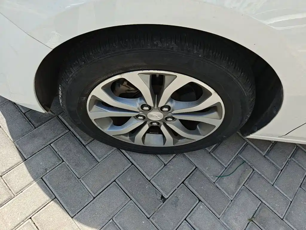 Chevrolet Cavalier — миниатюра 23