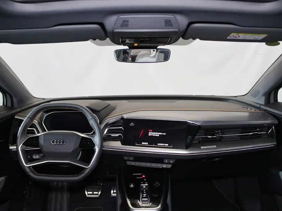 Audi Q4 e-tron — миниатюра 10