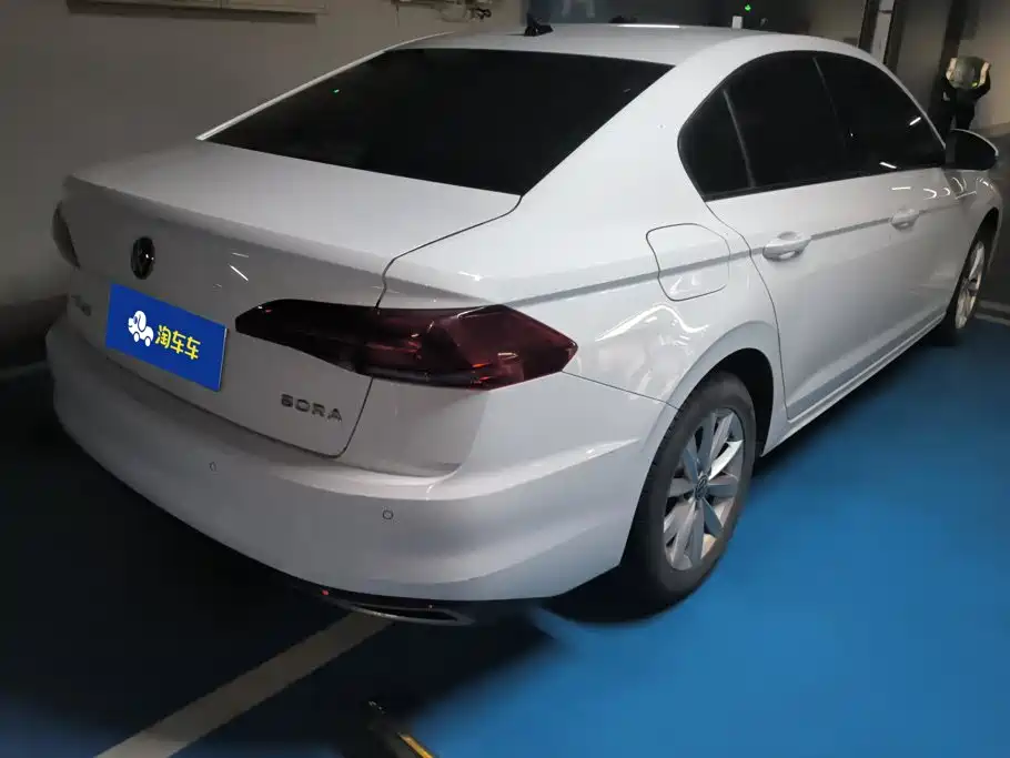Volkswagen Bora — миниатюра 3
