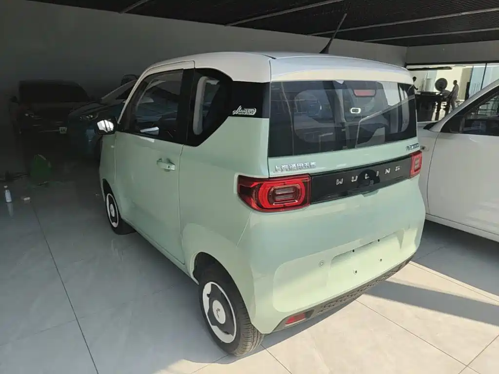Wuling MINIEV — миниатюра 5
