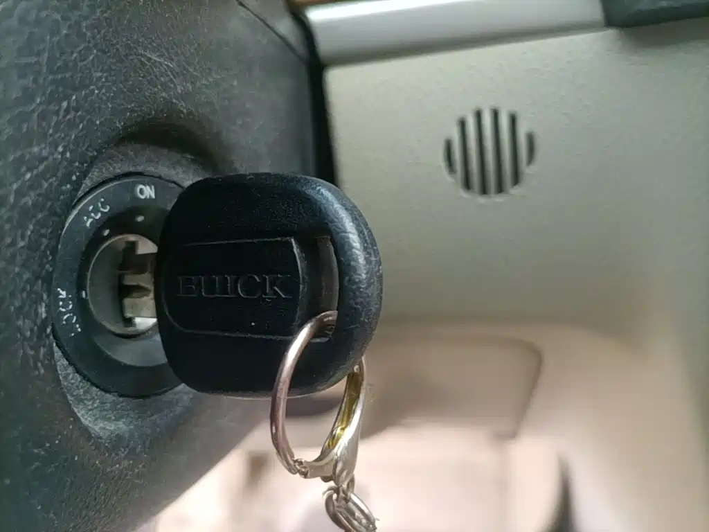 Buick Excelle — миниатюра 9