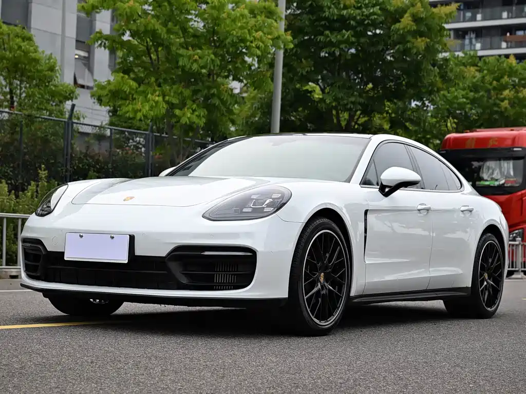 Купить Porsche Panamera