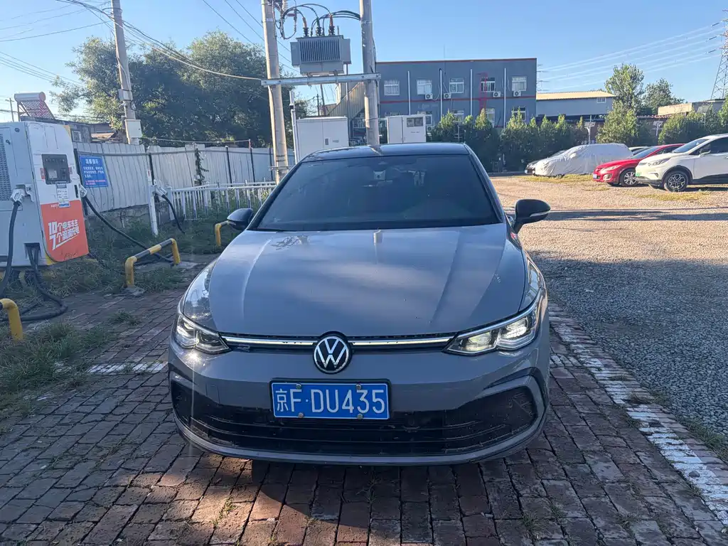 Volkswagen Golf — миниатюра 2