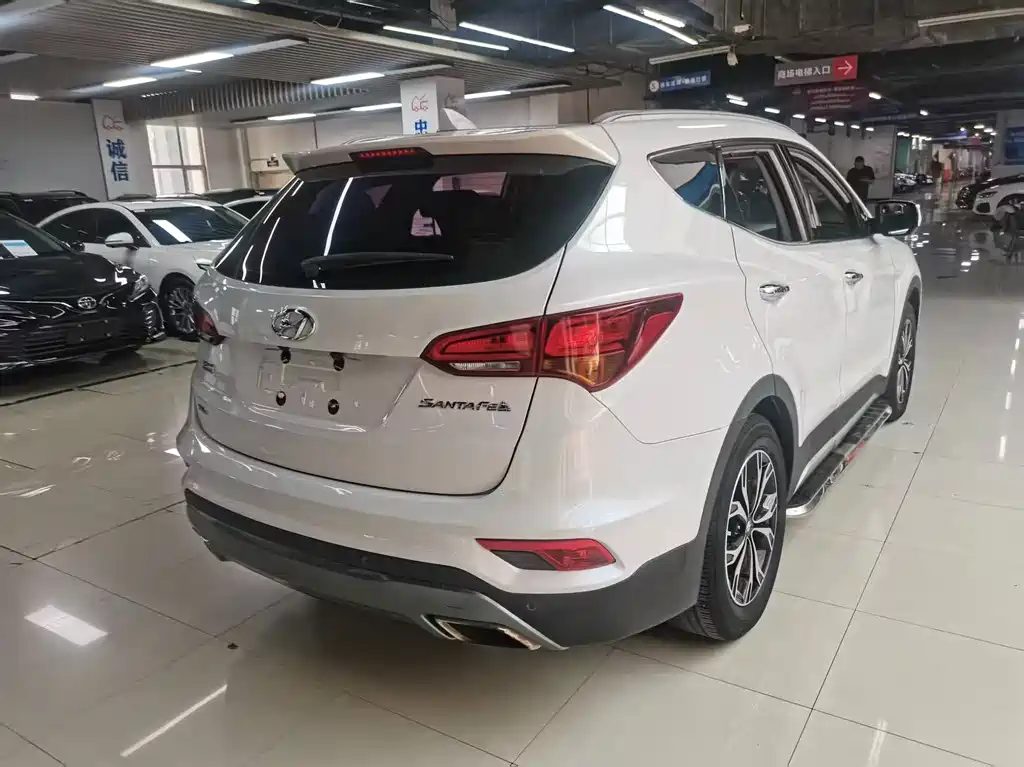 Hyundai Santa Fe 2.0T Auto 2WD Smart Type 7 seats, фото 9