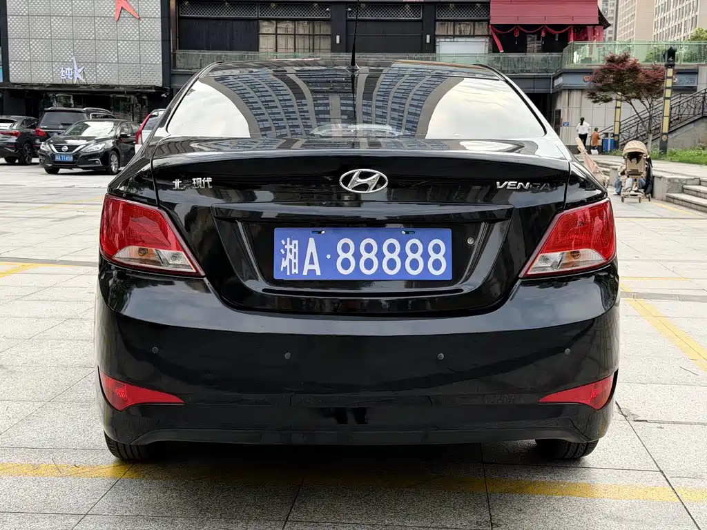 Hyundai Verna — миниатюра 5